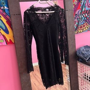 gorgeous lacy black dress